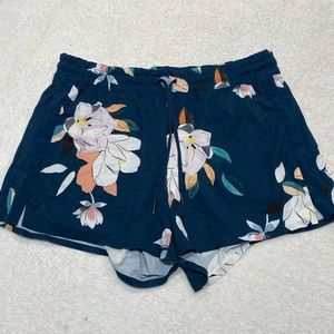 Athleta Floral Pull On Shorts